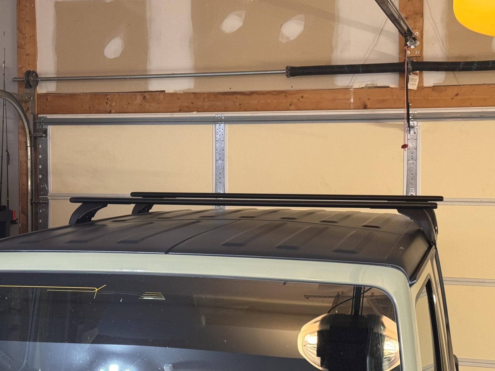 Tuyoung Roof Rack Cross Bars Wrangler - 330 lbs Lockable Crossbars 3PCS Fit for Jeep Wrangler JK JL Gladiator JT 2007-2026 with Metal, 2 & 4 Door Heavy Duty Aluminum Rooftop Kayak Luggage Racks customer photo 1