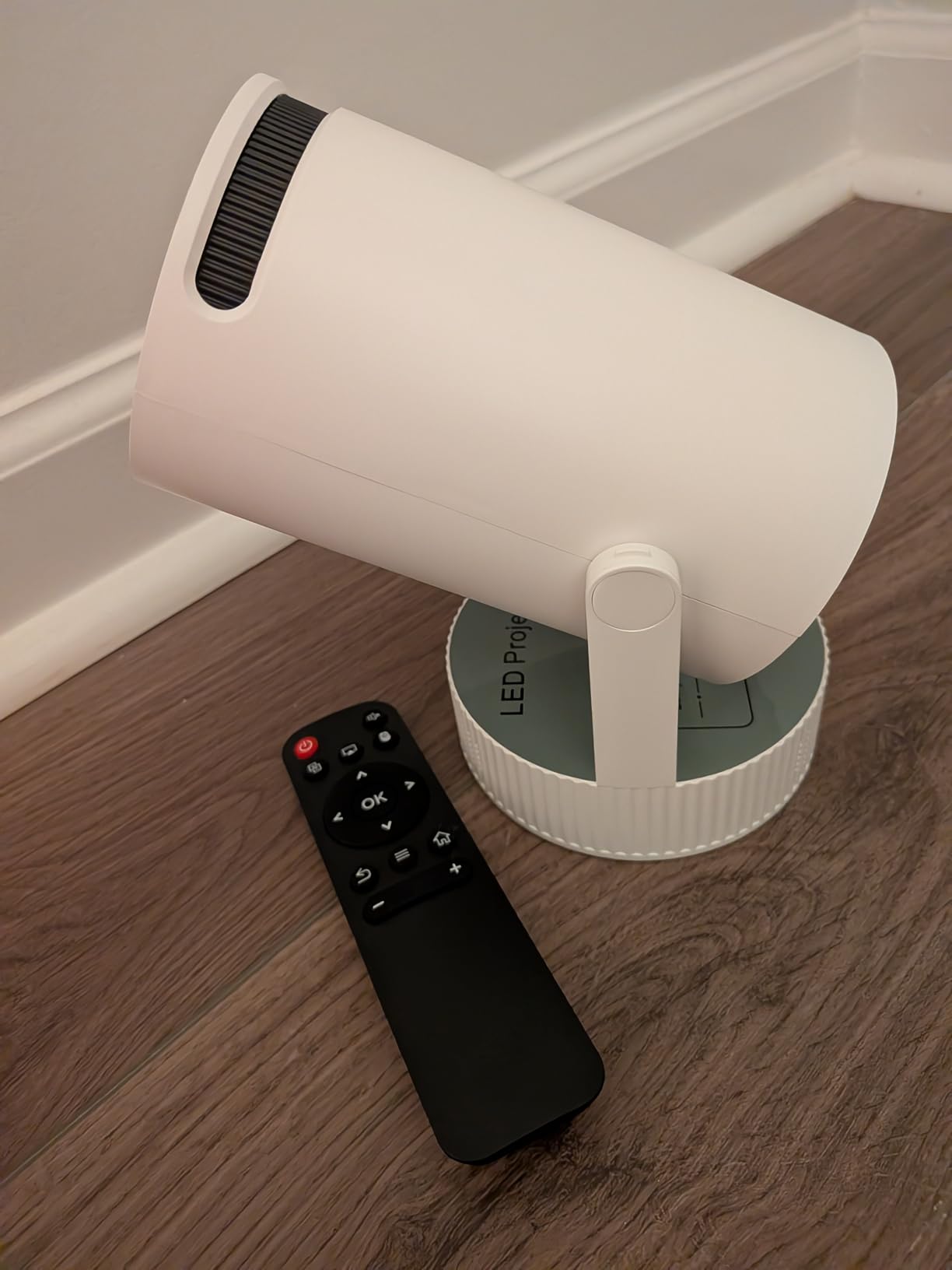Mini Projector with WiFi and Bluetooth, Built-in Rechargeable Battery Support 4K Auto Keystone 220 Degree Rotation, Outdoor Movie Smart Projector for Bedroom/Home Cinema Compatible w Phone/TV Stick/HDMI/USB customer photo 1