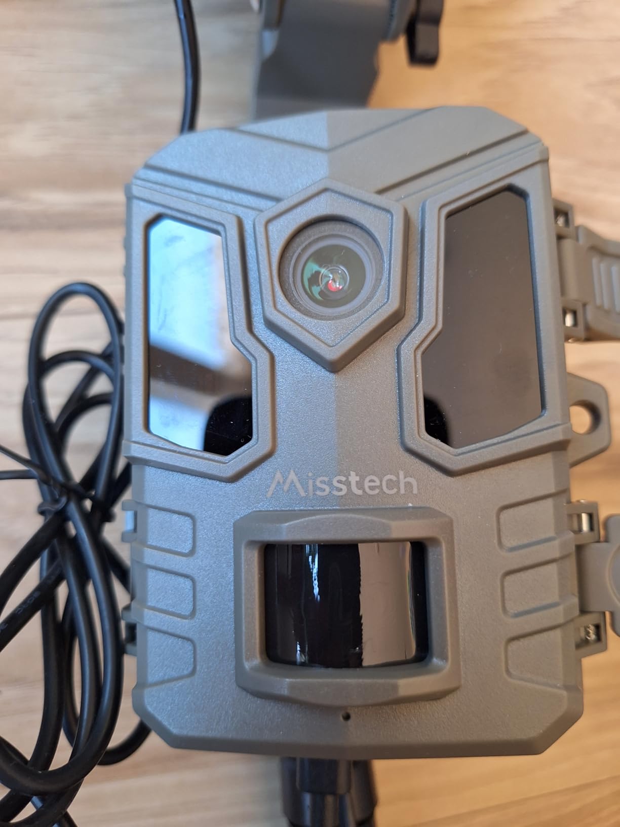 Misstech 4K UHD Solar Trail Camera, Outdoor Wildlife Cameras for Yard Monitoring, 0.1s Fast Motion-Activated to Record, 64MP/4K Clear Night Vision, No Monthly Fee, App Control, IP66, Local Storage customer photo 1