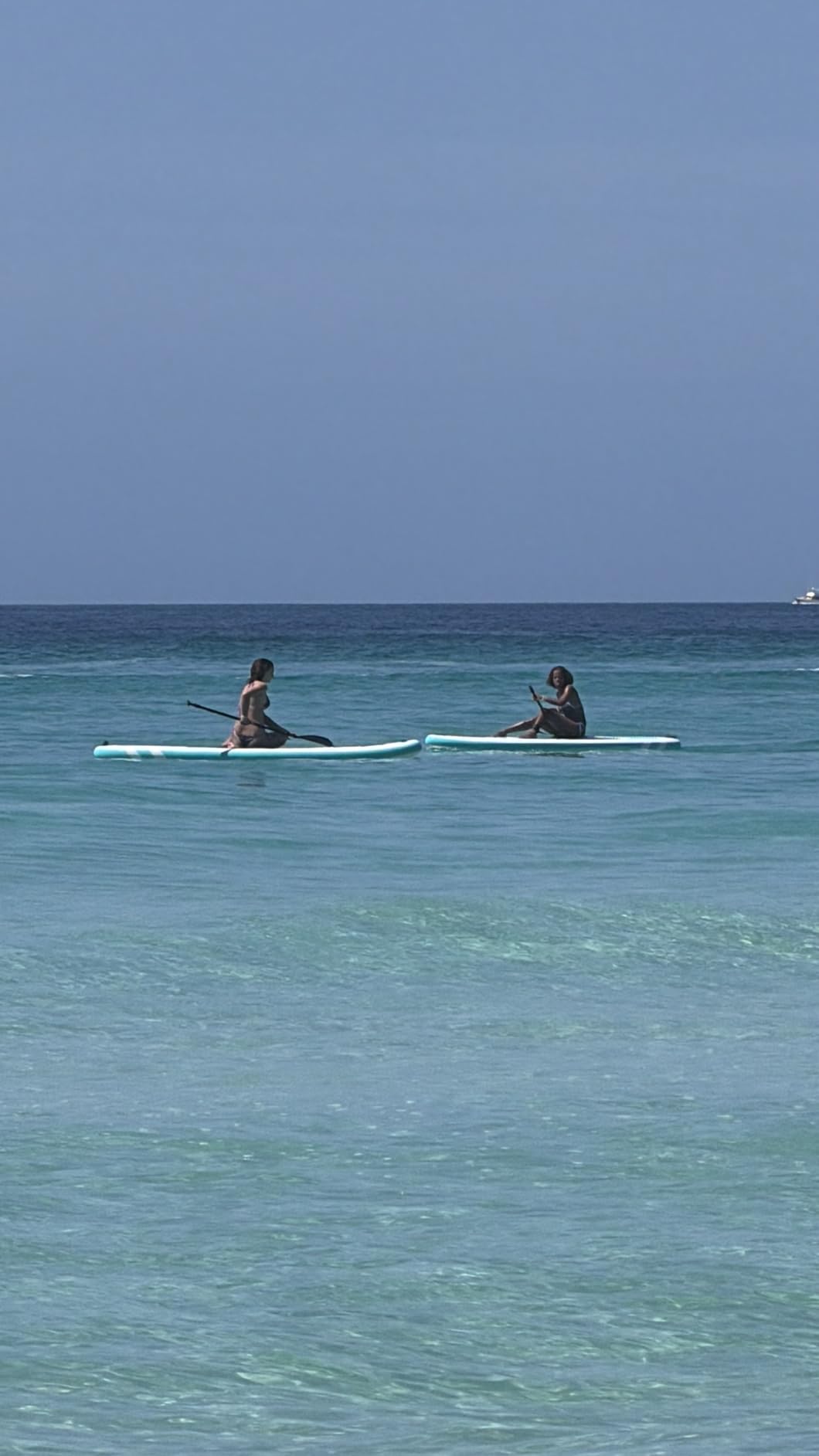 Inflatable Stand Up Paddle Board for All Skill Levels - Portable SUP Paddleboard with Premium Accessories customer photo 2