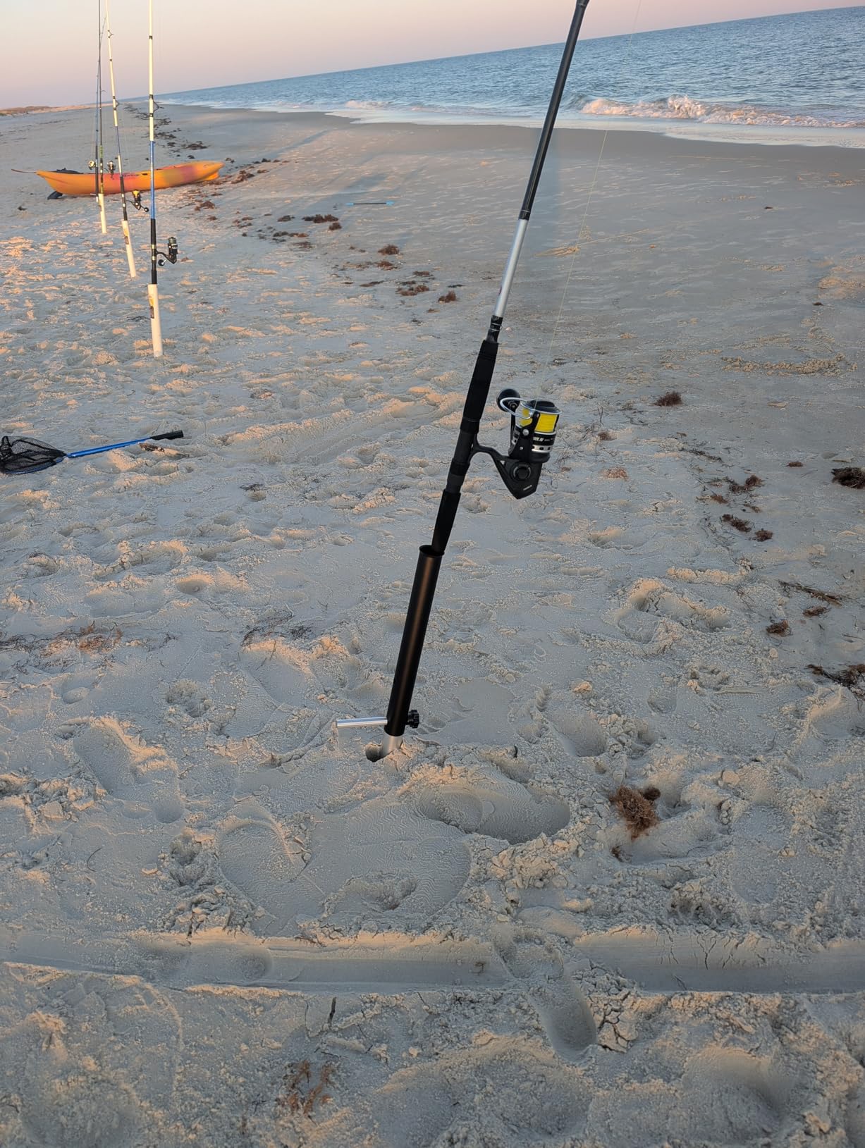 1/2 Pack Aluminum Sand Spikes for Surf Fishing, Beach Fishing Rod Holder, Telescopic and Portable, 2-Stage Adjustable, with Storage Bag customer photo 1