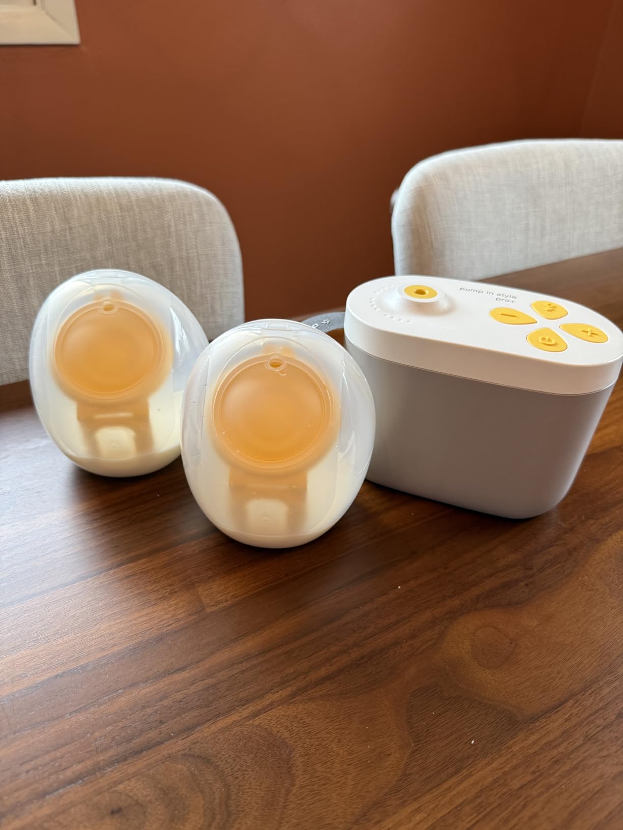New Medela Pump in Style Pro+ Hands-Free Breast Pump, Rechargeable, Wearable, Hospital Grade Breastpump customer photo 2