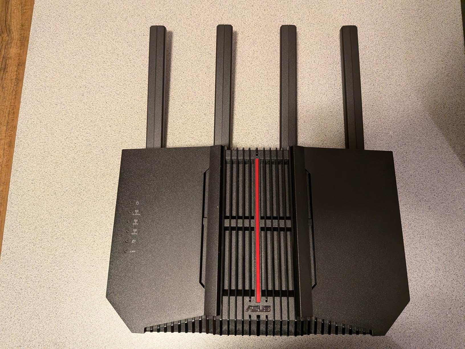 ASUS RT-BE9700 Tri-Band WiFi 7 Smart AiMesh, Extendable Router, 10G Port, Parental Controls & VPNs, Advanced Network Security customer photo 2