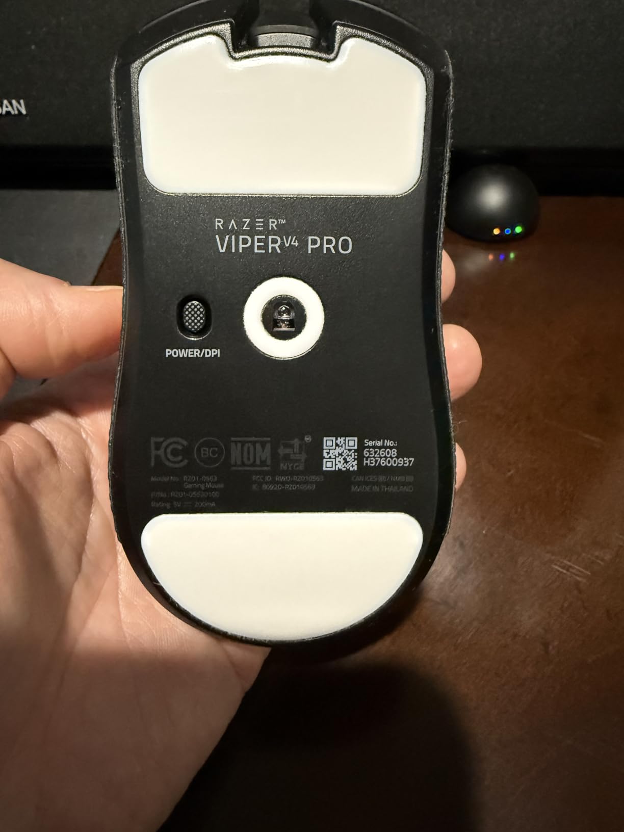 Razer Viper V4 Pro Wireless Esports Gaming Mouse - 49g Ultra Lightweight, 50K DPI Optical Sensor, 8K Polling, Gen-4 Optical Switches, USB-C Charging - Black customer photo 2