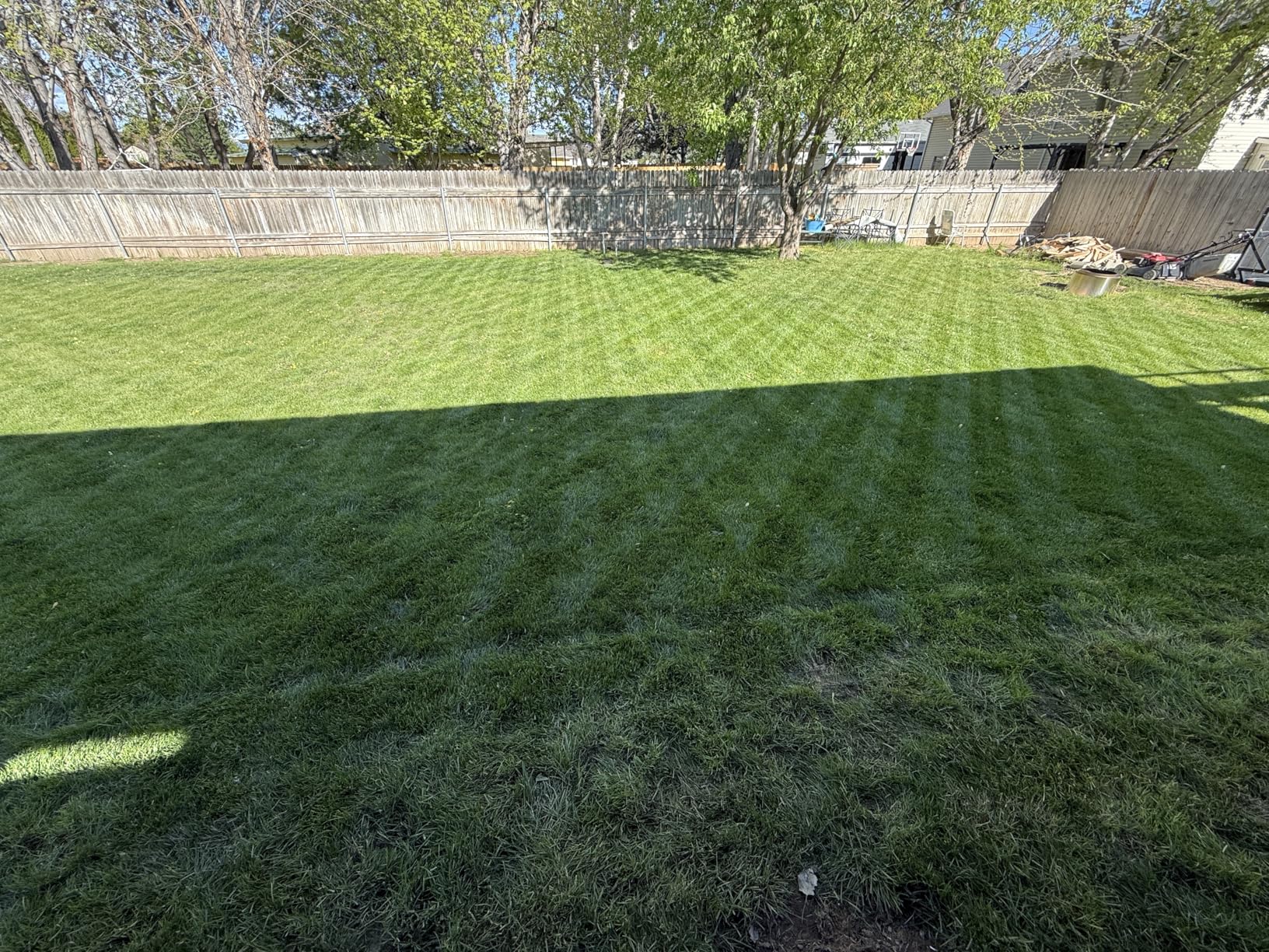 Mammotion LUBA 3 AWD 5000H Robot Lawn Mower with Garage, 1.25 Acres, 360 LiDAR+NetRTK+AI Vision, All-Wheel-Drive for 80% Slopes, 50 Multi-Zone Management, Cutting Height 2.2-4.0 Inch customer photo 2