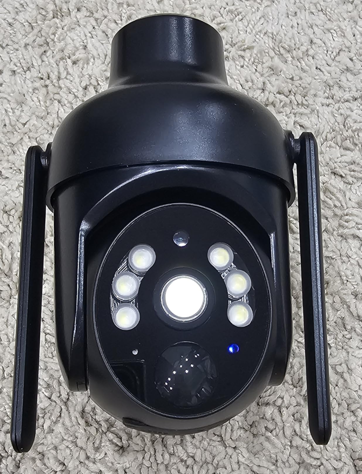 Solar Cellular Security Camera Wireless Outdoor with Built-in 4G LTE SIM Card, 360° Full View, 2K Live Video, Color Night Vision, Instant Alerts, Phone Access, No WiFi Needed for Remote Area customer photo 1