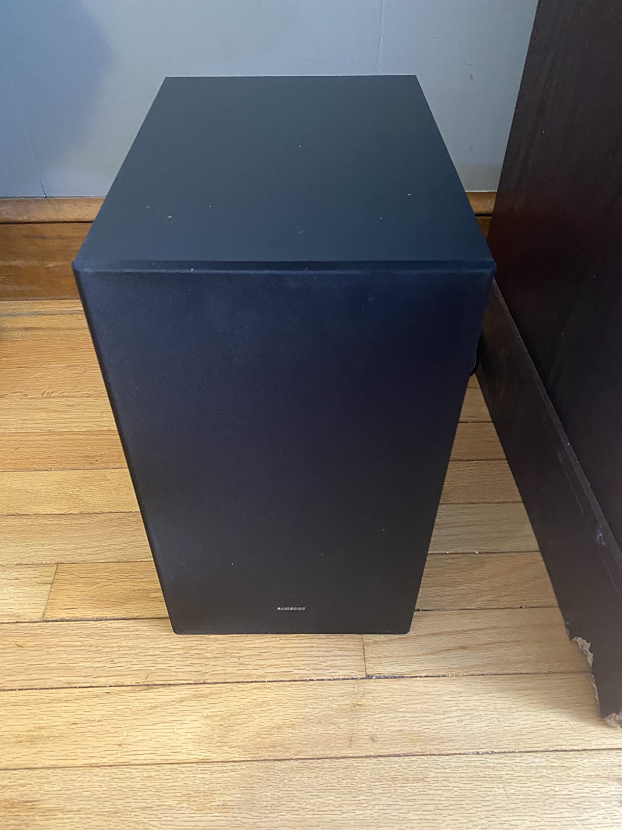 HW-B400F B-Series 2.1ch Soundbar with Wireless Subwoofer - Deep Bass, Smart Sound & Game Mode - Bluetooth Wireless TV Connection for Home Theater and Gaming customer photo 2