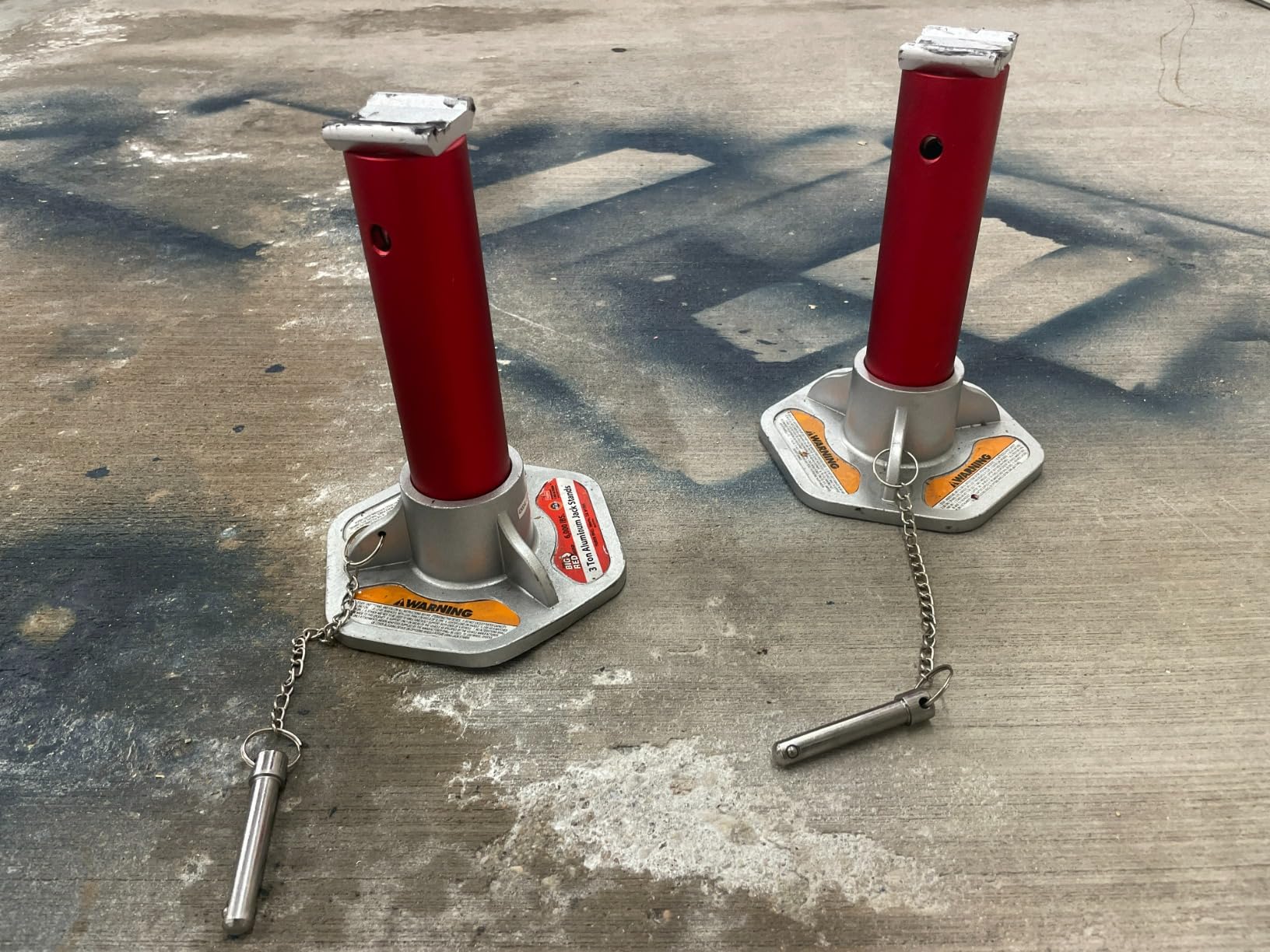 BIG RED T43004 Torin Aluminum Jack Stands with Locking Support Pins: 3 Ton (6,000 lb) Capacity, Red/Silver, 1 Pair customer photo 1