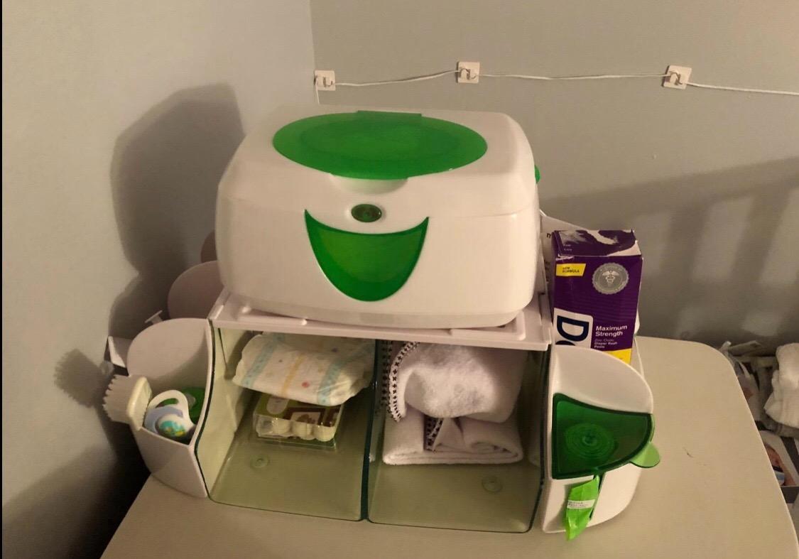 Munchkin Warm Glow Baby Wipe Warmer with Nightlight, Baby Wipes Warmer Dispenser for Newborn Diaper Changes, Holds 100 Wipes, White customer photo 1