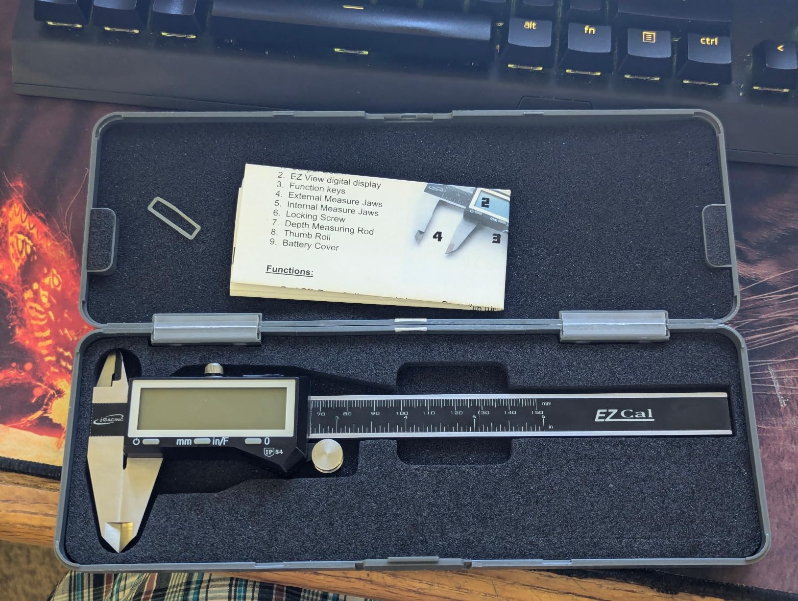 iGaging IP54 Electronic Digital Caliper 0-6