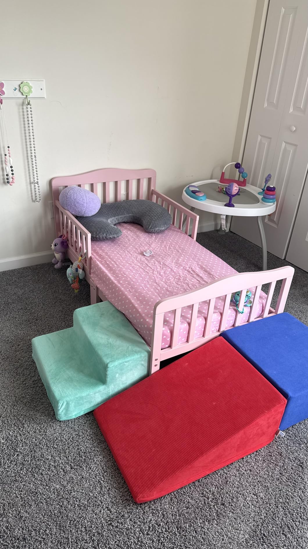 Dream On Me Classic Design Toddler Bed in Pink, Low-to-Floor Wooden Bed with Safety Rails, GREENGUARD Gold & BSA Certified customer photo 1