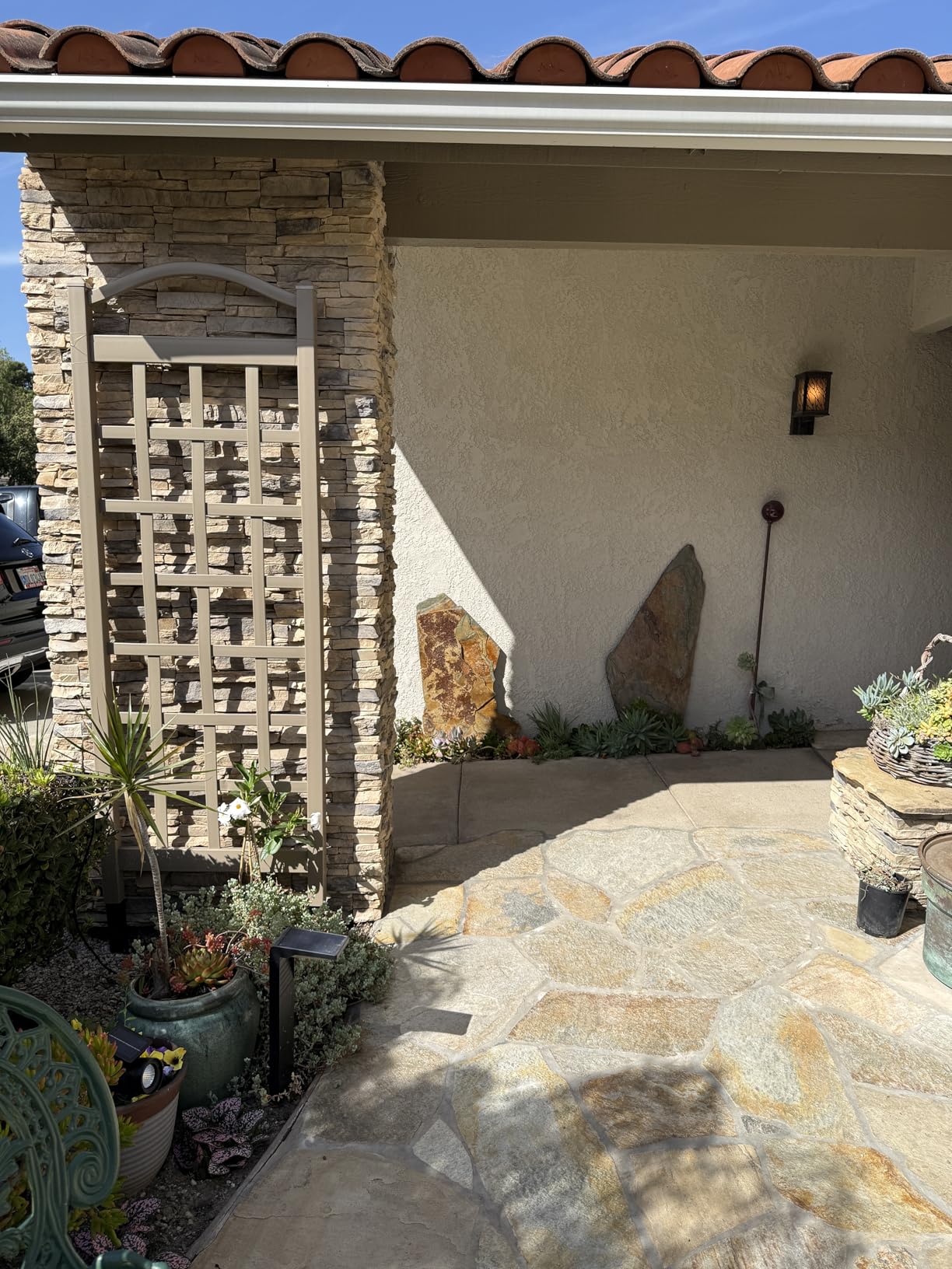 Dura-Trel Cambridge Wall Mounted Garden Vinyl Trellis, 28