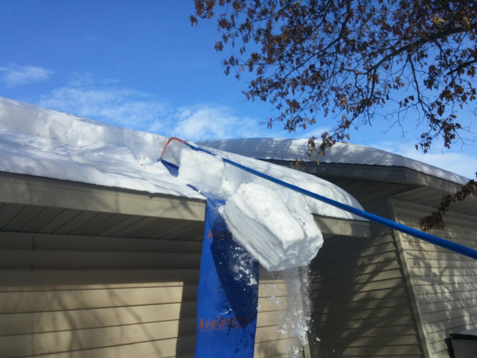 Avalanche! AVA500, Easy and Quick Snow Removal from Roof, Slick Surface Slide, Quick Assembly, Rook Rake for Snow Removal, Assembled in USA customer photo 1