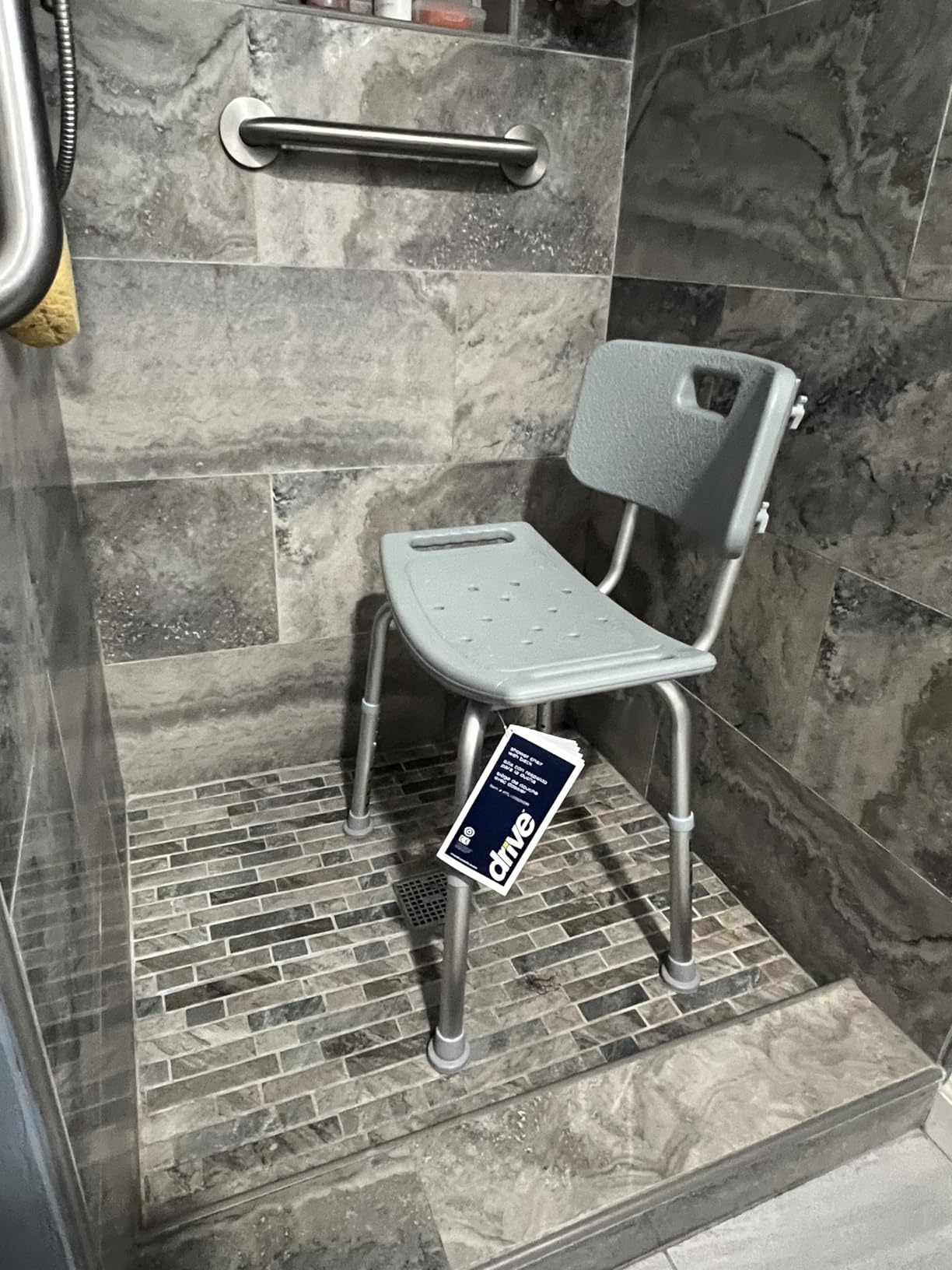 Drive Medical Shower Chair with Back - Adjustable Bathroom Bench - Suction Feet - Lightweight Durable Construction - Comfortable Contoured Seat - 350 Lb Capacity - Grey customer photo 2
