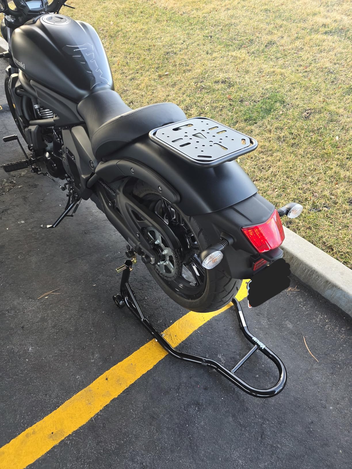 Venom Motorcycle Stand Lift, Front & Rear Combo, Universal Paddock Lift Stand, Front Wheel Fork Stand Rear Wheel Swingarm Spool Stand, Compatible With Most Yamaha Honda Kawasaki Suzuki BMW Motorcycles customer photo 1
