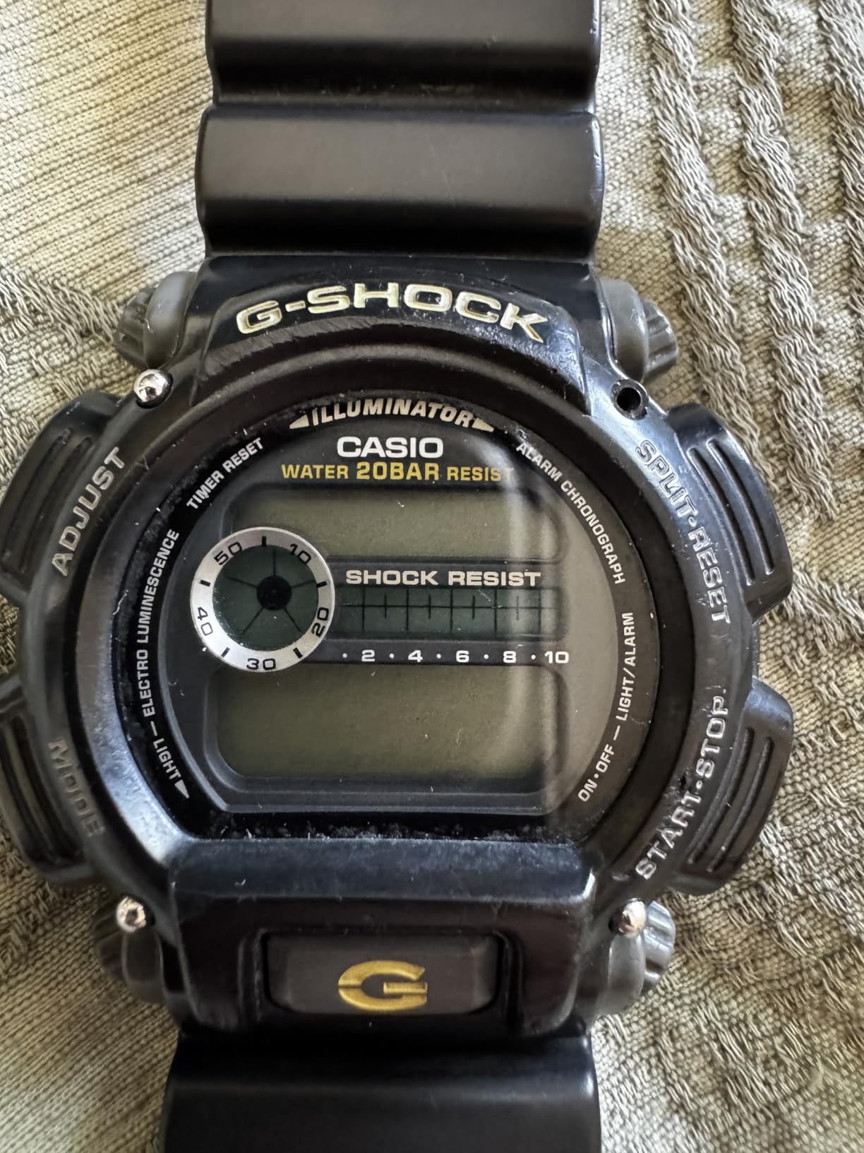 Casio G-Shock DW9052 Series Men's Digital Watch - 200M Water Resistant, Shock Resistant, Stopwatch, Countdown Timer customer photo 2