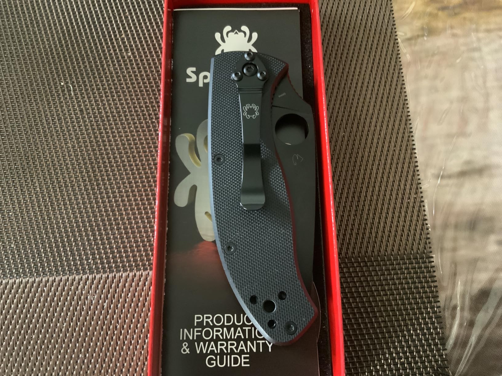 Spyderco Tenacious Folding Pocket Knife, PlainEdge, 7.77