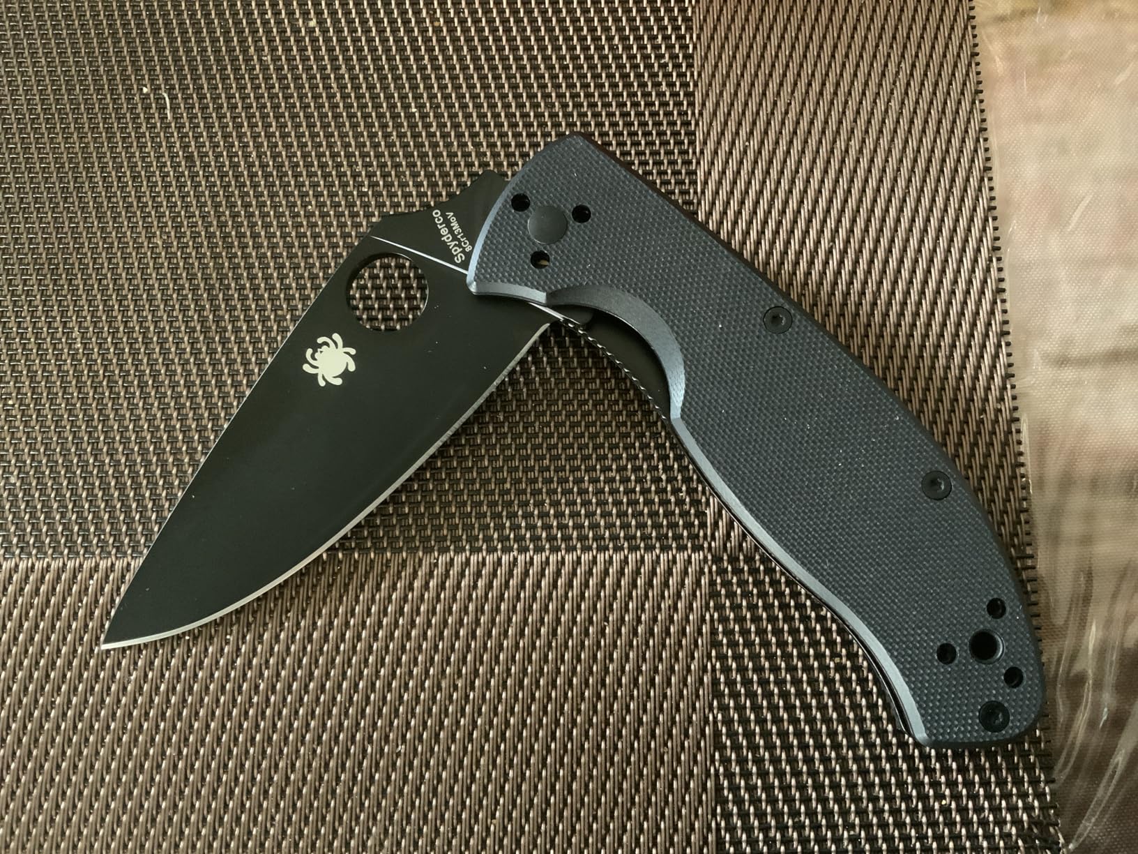 Spyderco Tenacious Folding Pocket Knife, PlainEdge, 7.77