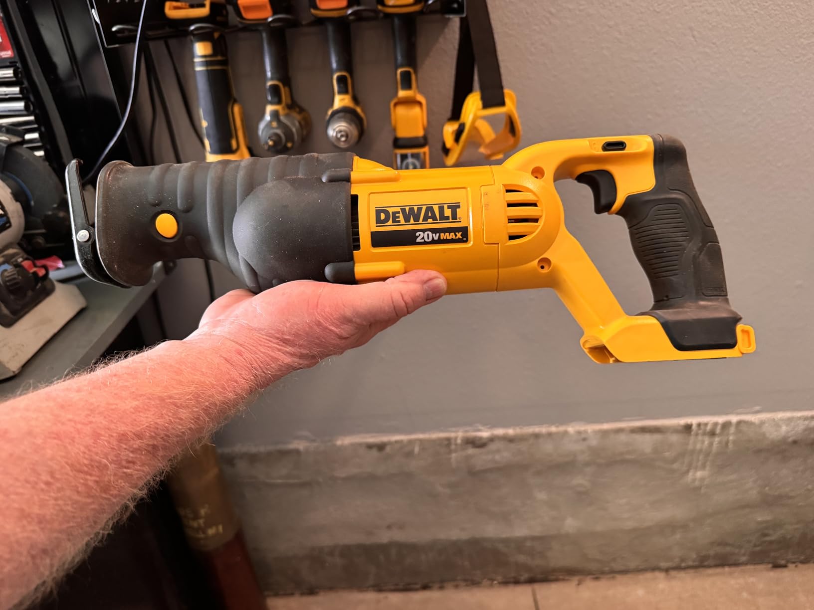 DEWALT 20V MAX Reciprocating Saw (DCS380B) customer photo 2