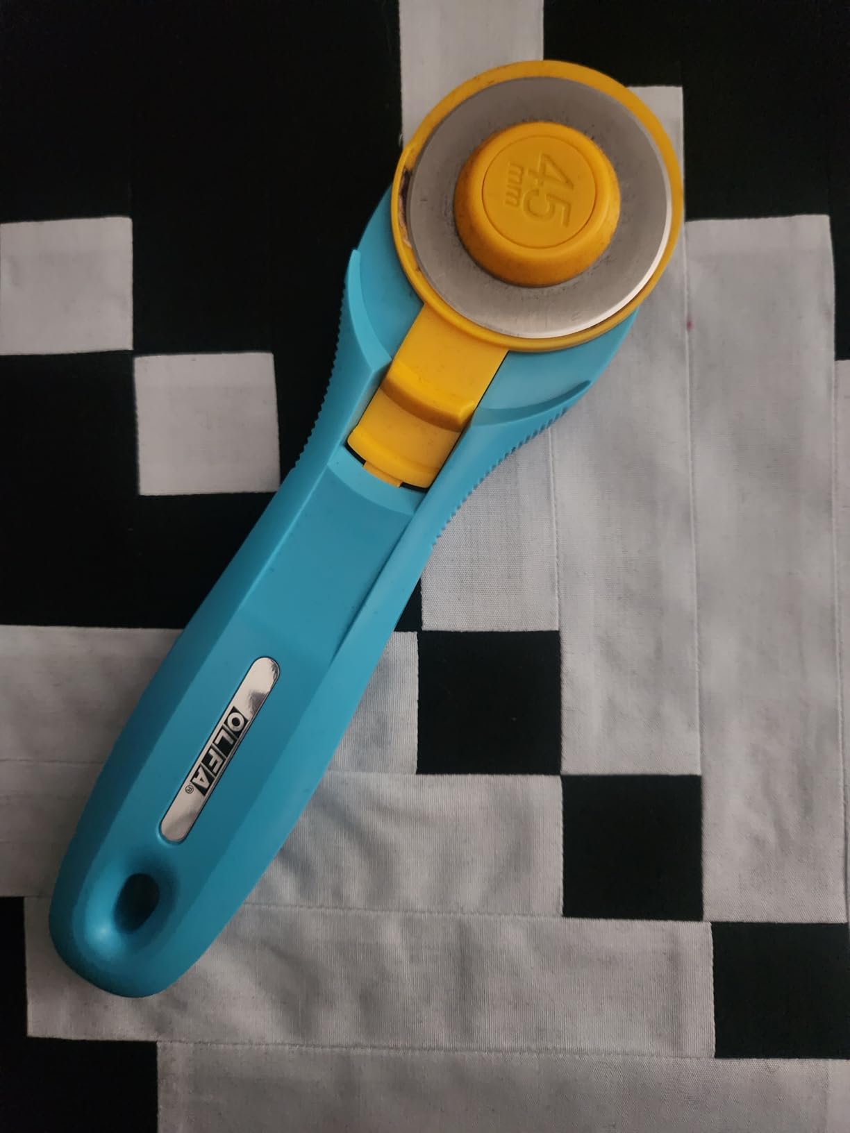 OLFA 45mm Quick-Change Rotary Cutter (RTY-2/C) Aqua customer photo 2