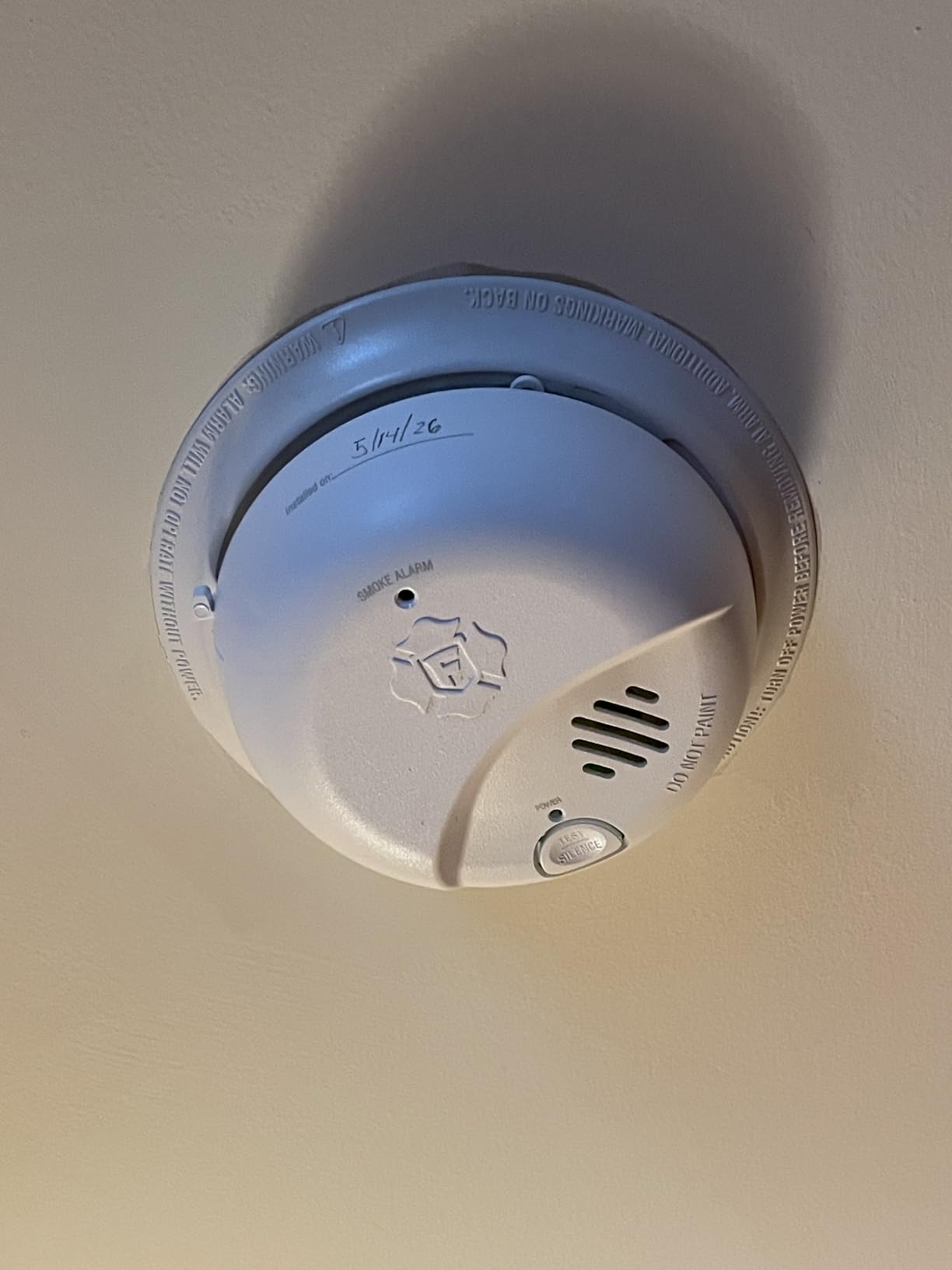 BRK First Alert 9120BFF/ SMI100-AC Smoke Detector, Hardwired Alarm with Battery Backup, White, 1-Pack customer photo 1