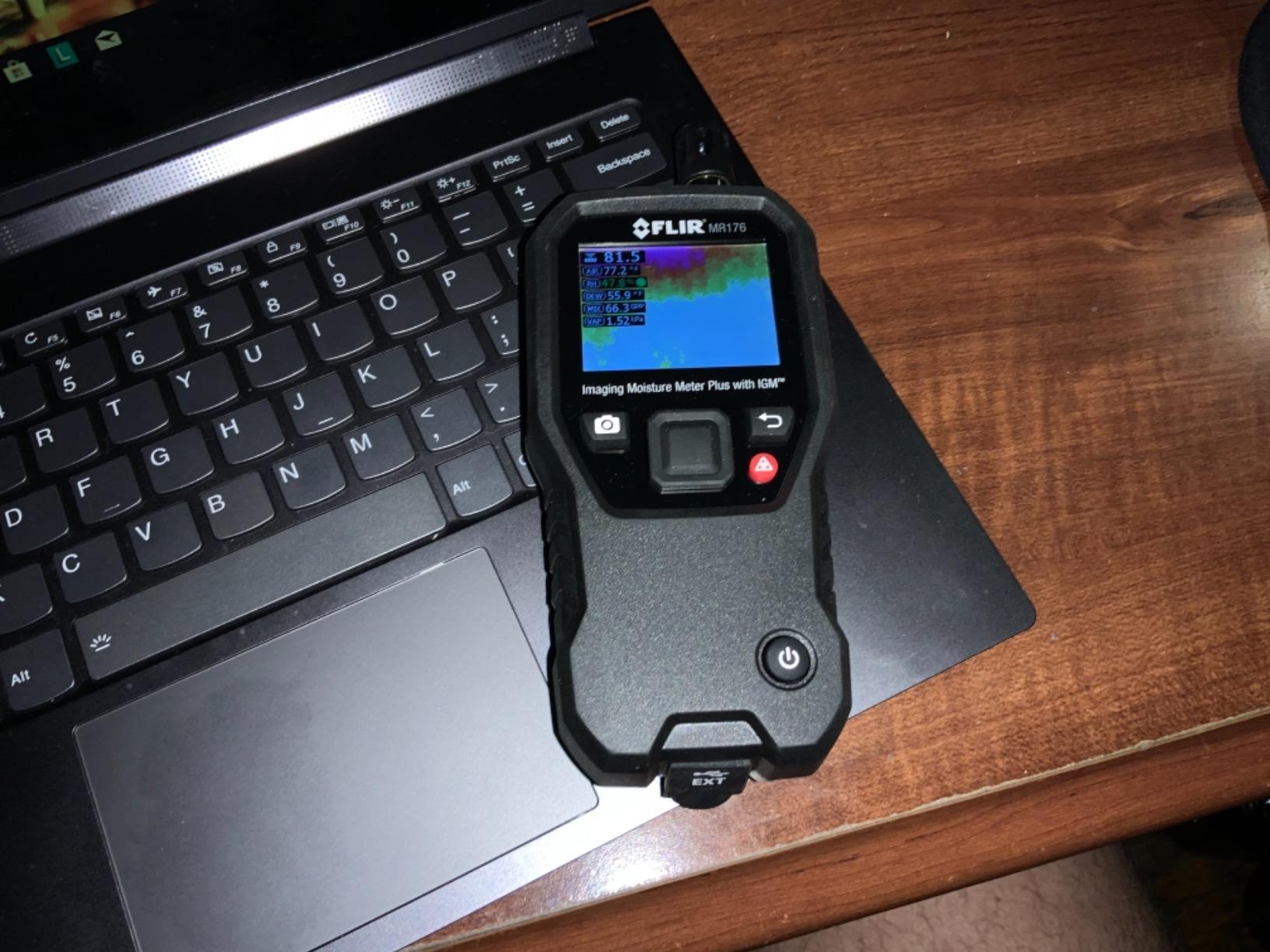 FLIR MR176 - Thermal Imaging Moisture Meter - with IGM (Infrared Guided Measurement), Replaceable Hygrometer, Pin and Pinless customer photo 2