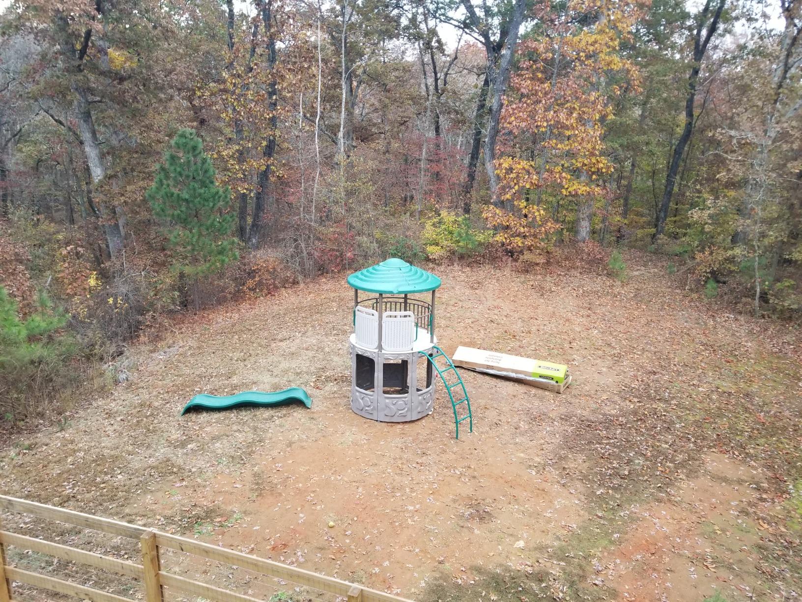 Lifetime 90630 Adventure Tower Deluxe Swing Set, Green customer photo 2