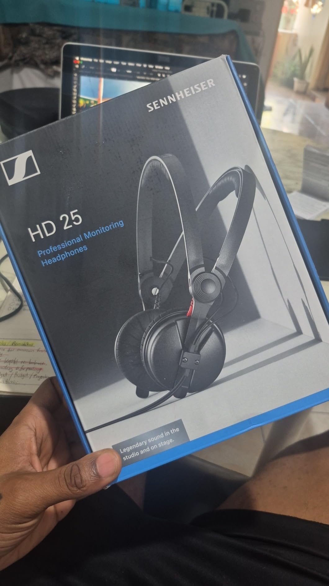 Sennheiser Pro Audio Professional HD 25 On-Ear DJ Headphones, Black customer photo 1