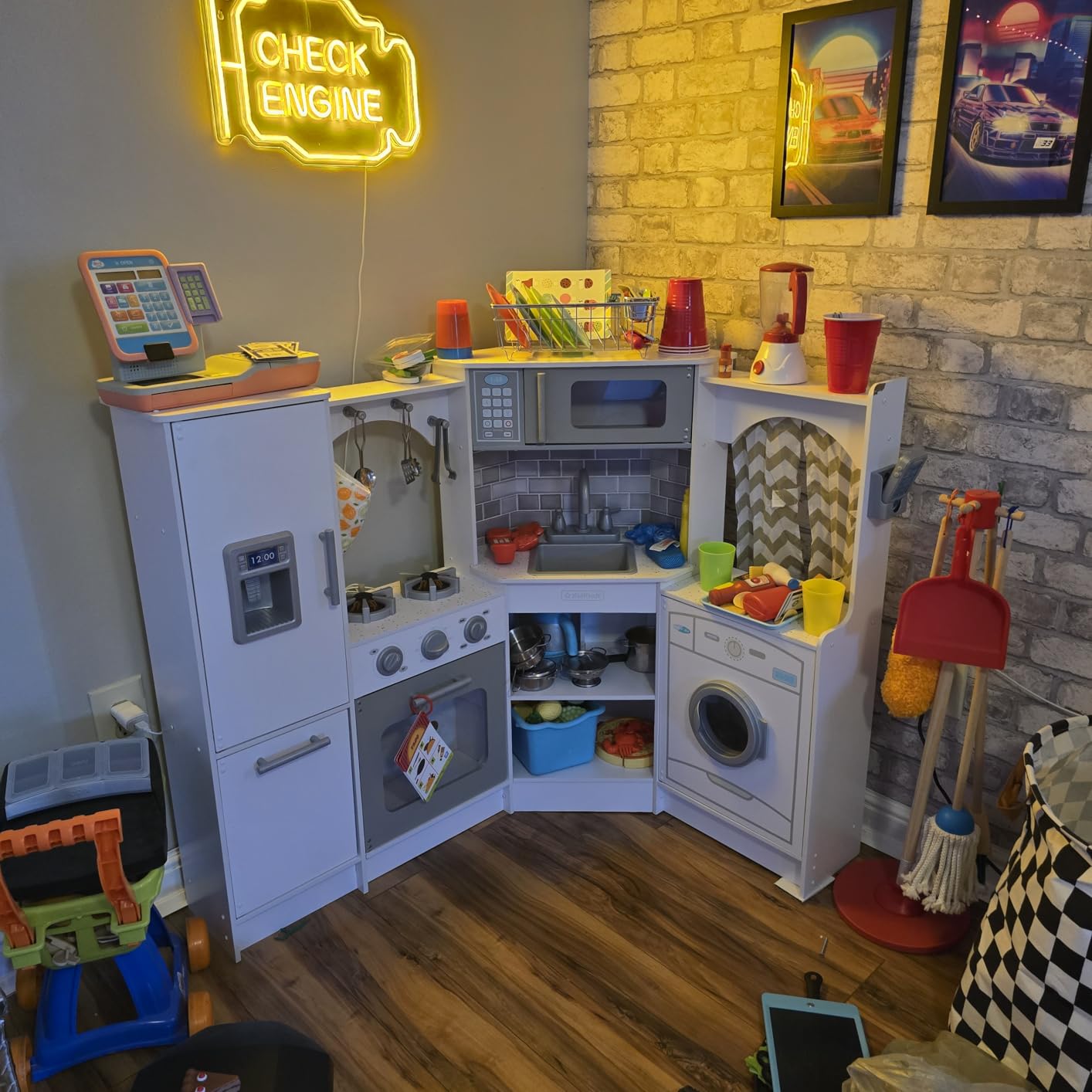 KidKraft Ultimate Corner Wooden Play Kitchen with Lights & Sounds, Play Phone and Curtains, White customer photo 2