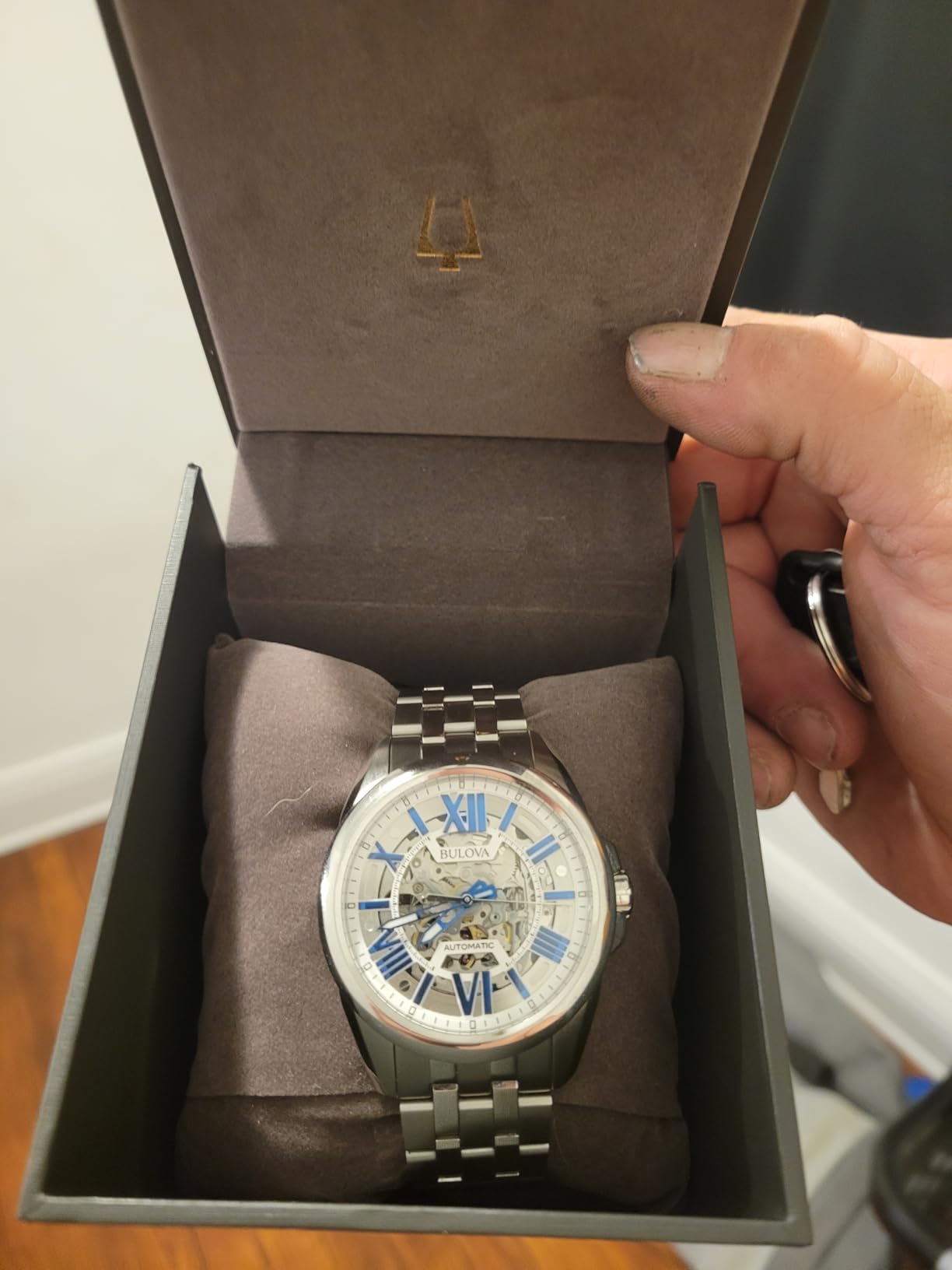 Bulova Men's Classic Sutton 3-Hand 21-Jewel Automatic Watch, 42 Hour Power Reserve, Skeleton Dial, 43mm customer photo 2