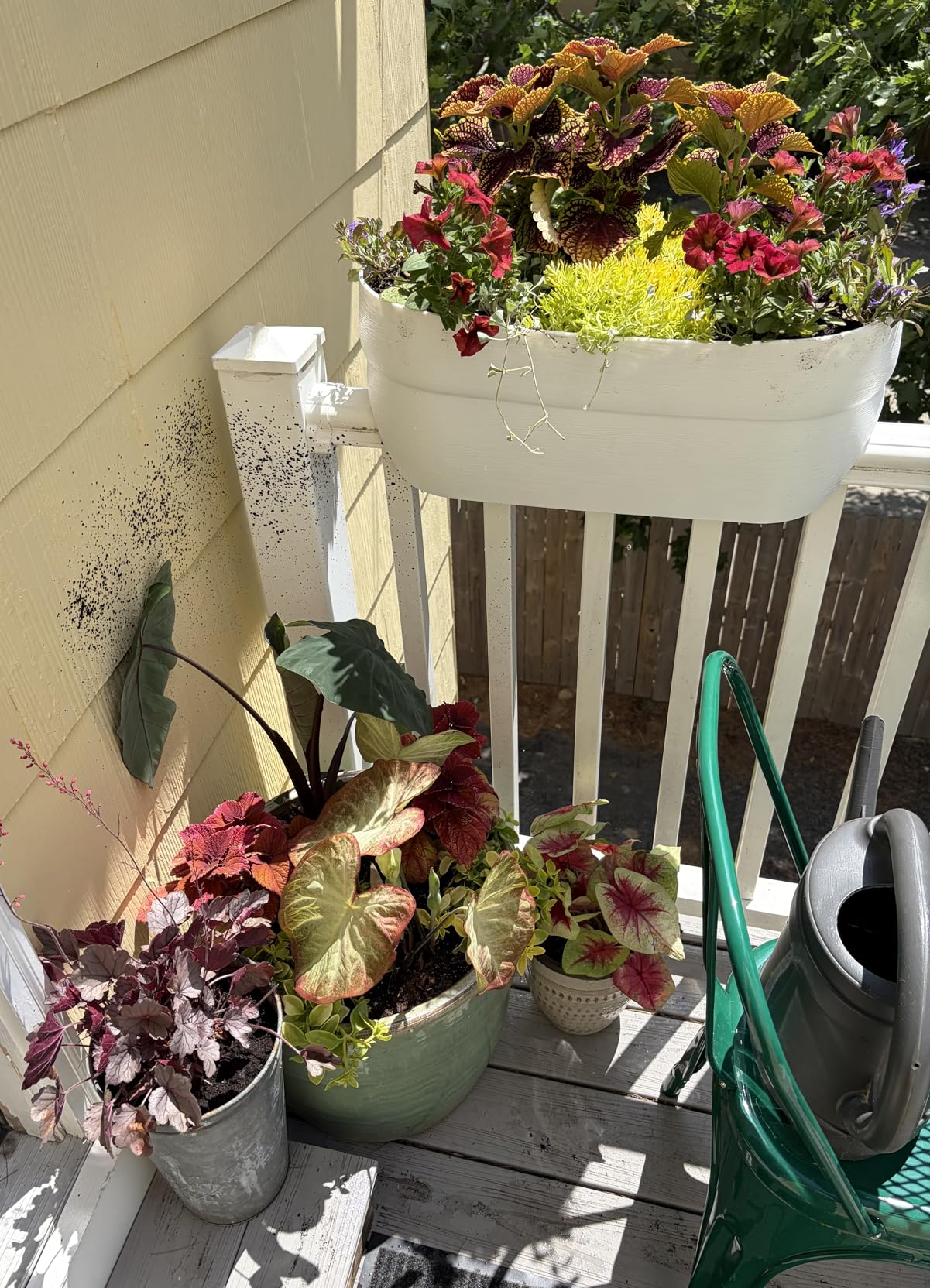 EMSCO Group Bloomers Railing Planter with Drainage Holes - 24