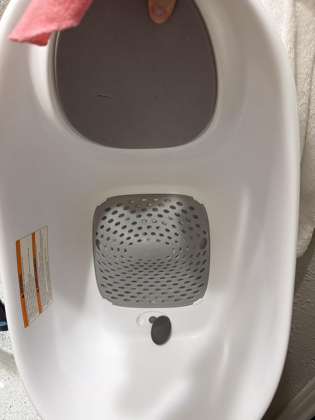 Boon Soak 3 Stage Baby Bathtub - Baby Bath Tub with Three Support Positions for Newborn to Toddlers - Color Changing Drain Plug for Ideal Bath Temperature - Gray - Ages 0 to 18 Months and Up customer photo 2