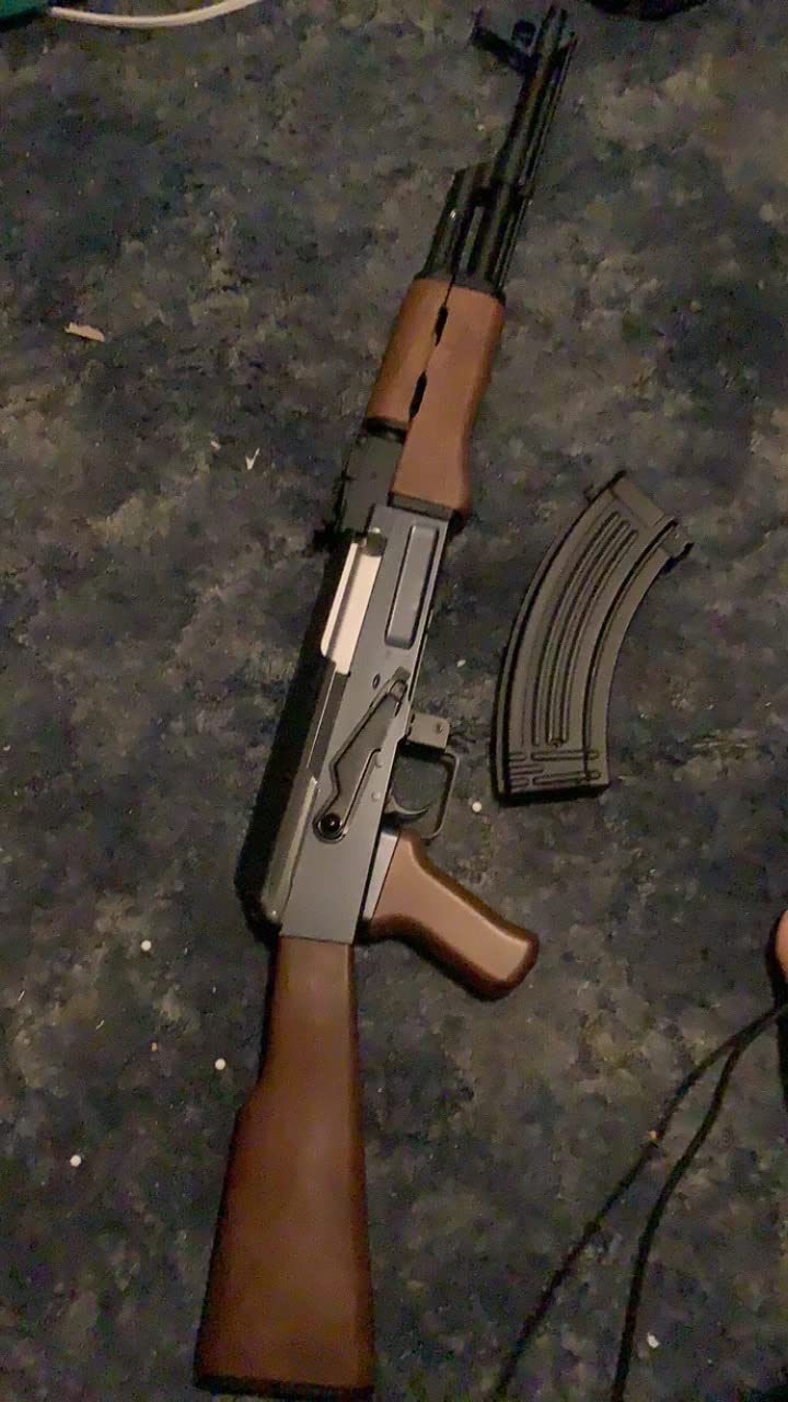 Lancer Tactical Gen 2 Airsoft Steel AK-47 Airsoft AEG Rifle with Battery & Charger 370-390 FPS - Faux Wood customer photo 2