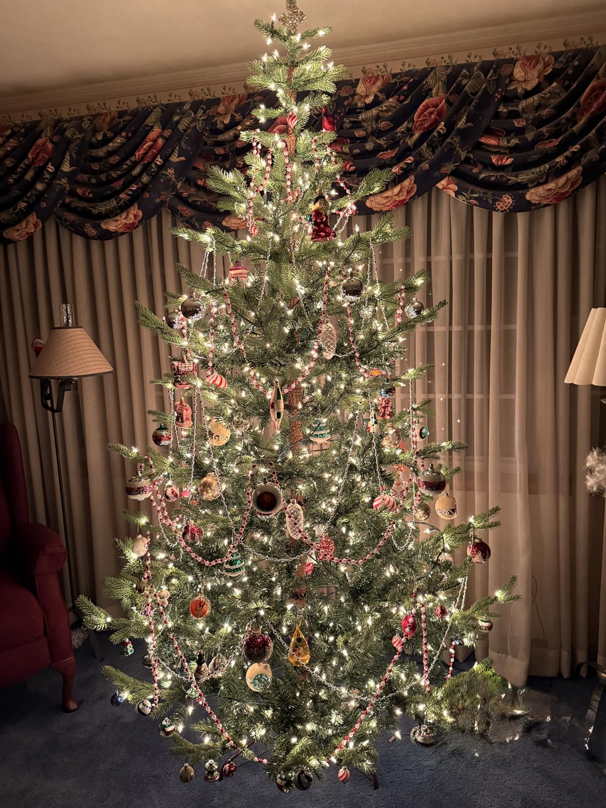 National Tree Company 'Feel Real' Pre-lit Artificial Christmas Tree | Includes Pre-strung White Lights and Stand | Norwegian Spruce - 7.5 ft customer photo 1