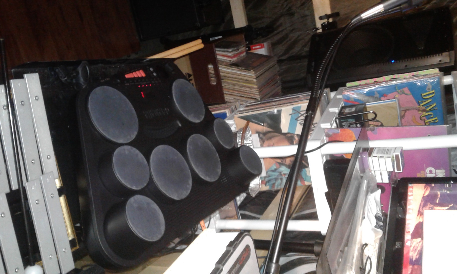 Yamaha DD75 Portable Digital Drums with 2 Pedals, Drumsticks and PA130 Power Adapter customer photo 2