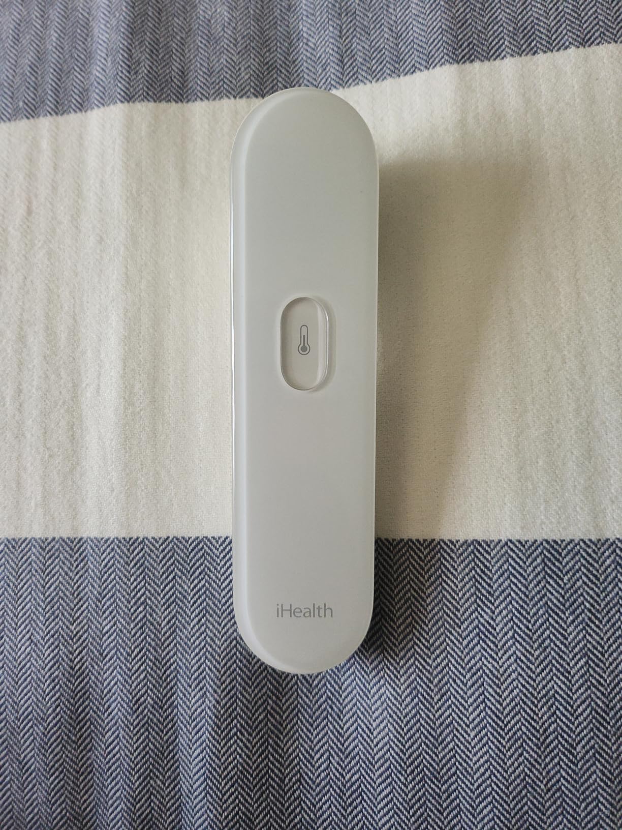 iHealth No-Touch Forehead Thermometer for Adults, Kids, Babies - 1s Fast Accurate, 3 Ultra-Sensitive Sensors, Quiet Vibration Feedback, Digital Large LED Digits, Easy to Use for Home & Nurses, PT3 customer photo 2