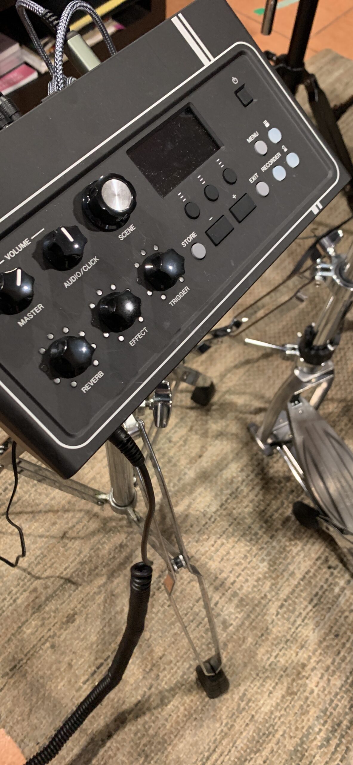 Yamaha EAD10 Electronic-Acoustic Drum Module with Stereo Microphone and Trigger,Black customer photo 1