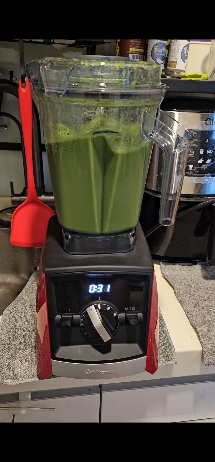 A2500 Ascent Series Smart Blender, Professional-Grade, 64 oz. Low-Profile Container, Black (Renewed) customer photo 2
