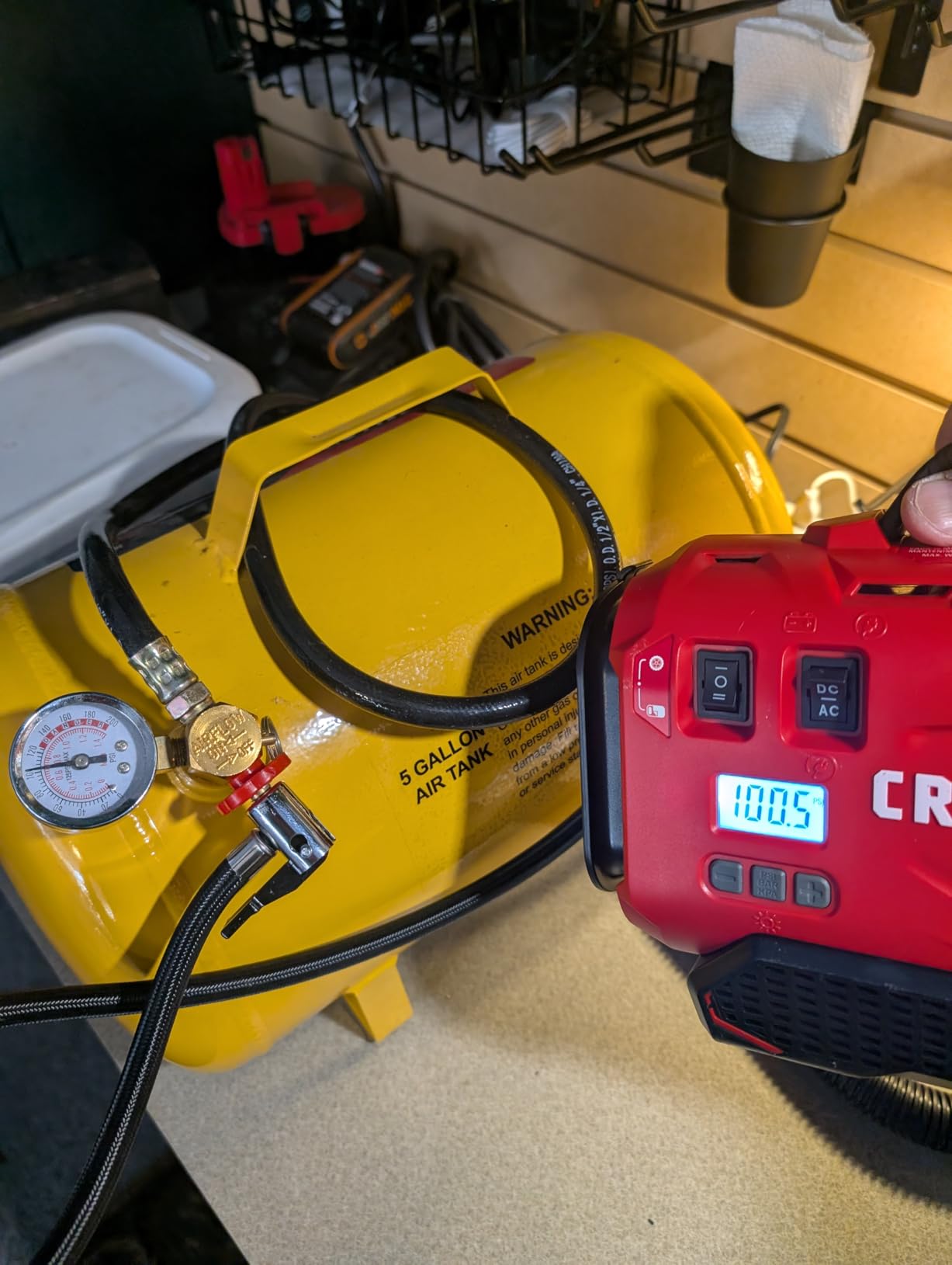 CRAFTSMAN V20 Tire Inflator Portable Air Compressor, 3 Modes Tire Pump: Cordless, 120V Corded, and 12V Car Adapter (CMCE520B) customer photo 2