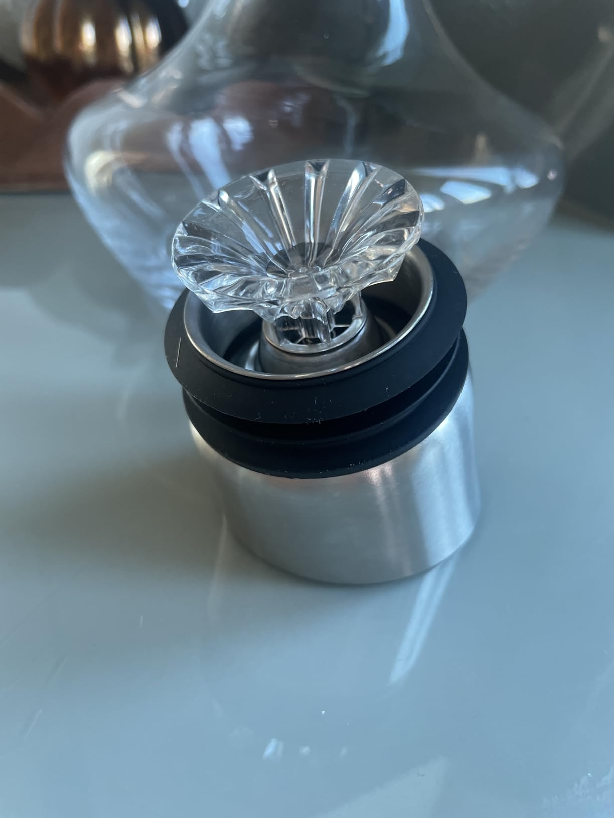 YouYah Iceberg Wine Decanter Set with Aerator Filter, Drying Stand and Cleaning Beads, Red Wine Carafe, 100% Hand Blown Lead-free Crystal Glass (1400ML) customer photo 2