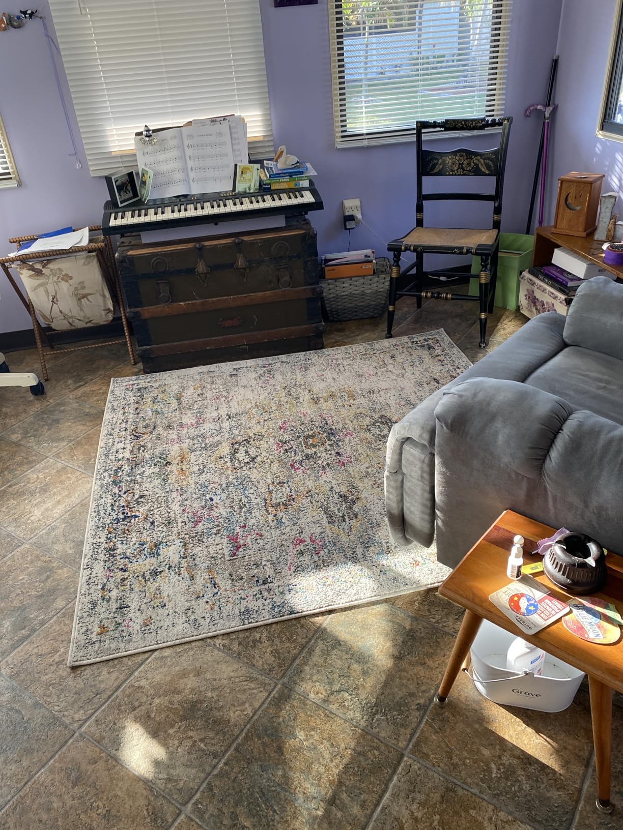 SAFAVIEH Madison Collection Area Rug - 8' x 10', Cream & Blue, Boho Chic Distressed Medallion Design, Non-Shedding & Easy to Clean, Ideal for Living Room, Bedroom, Dining Space (MAD473B) customer photo 2