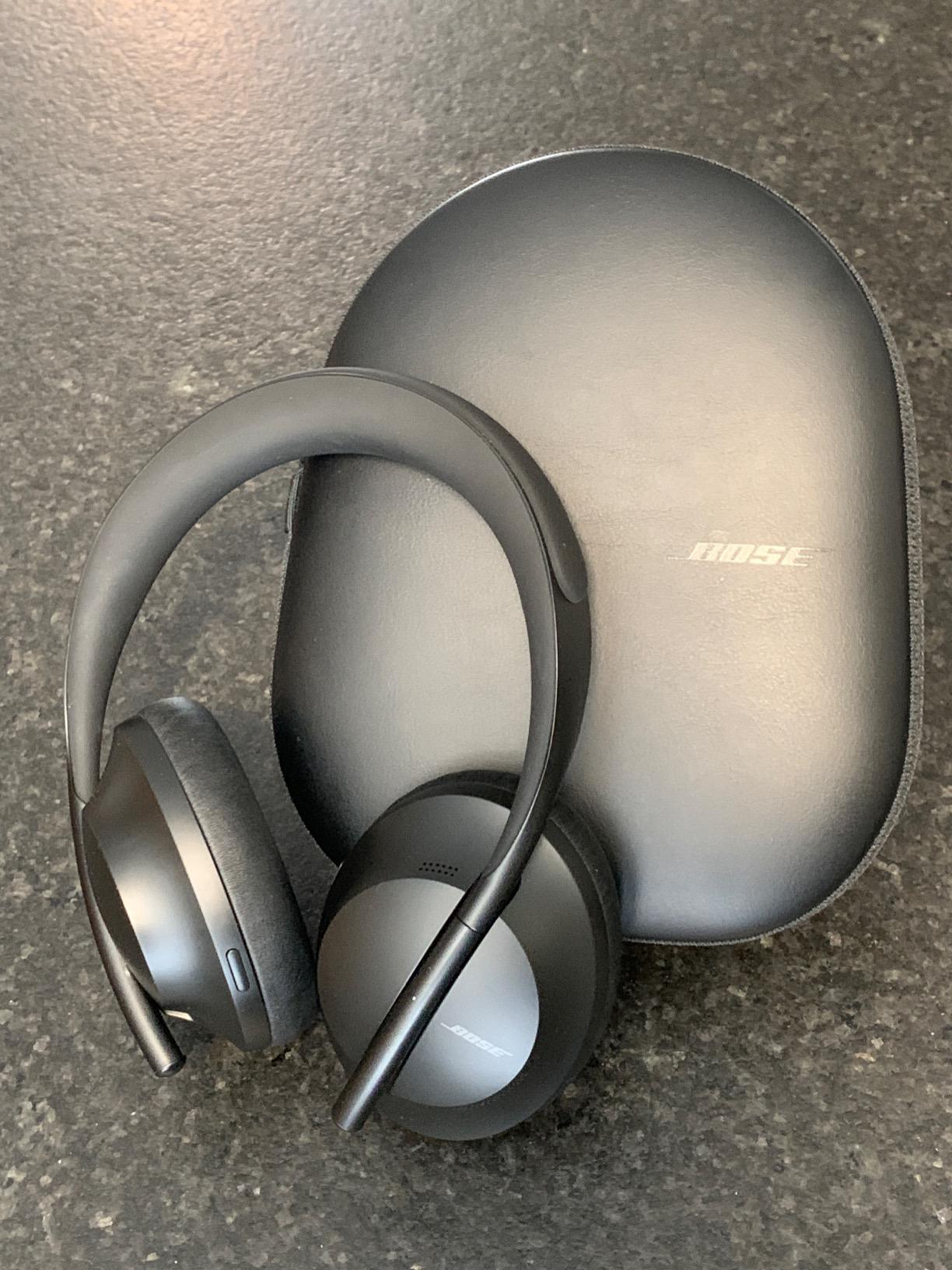 Headphones 700, Noise Cancelling Bluetooth Over-Ear Wireless Headphones with Built-in Microphone for Clear Calls and Alexa Voice Control, Black customer photo 1