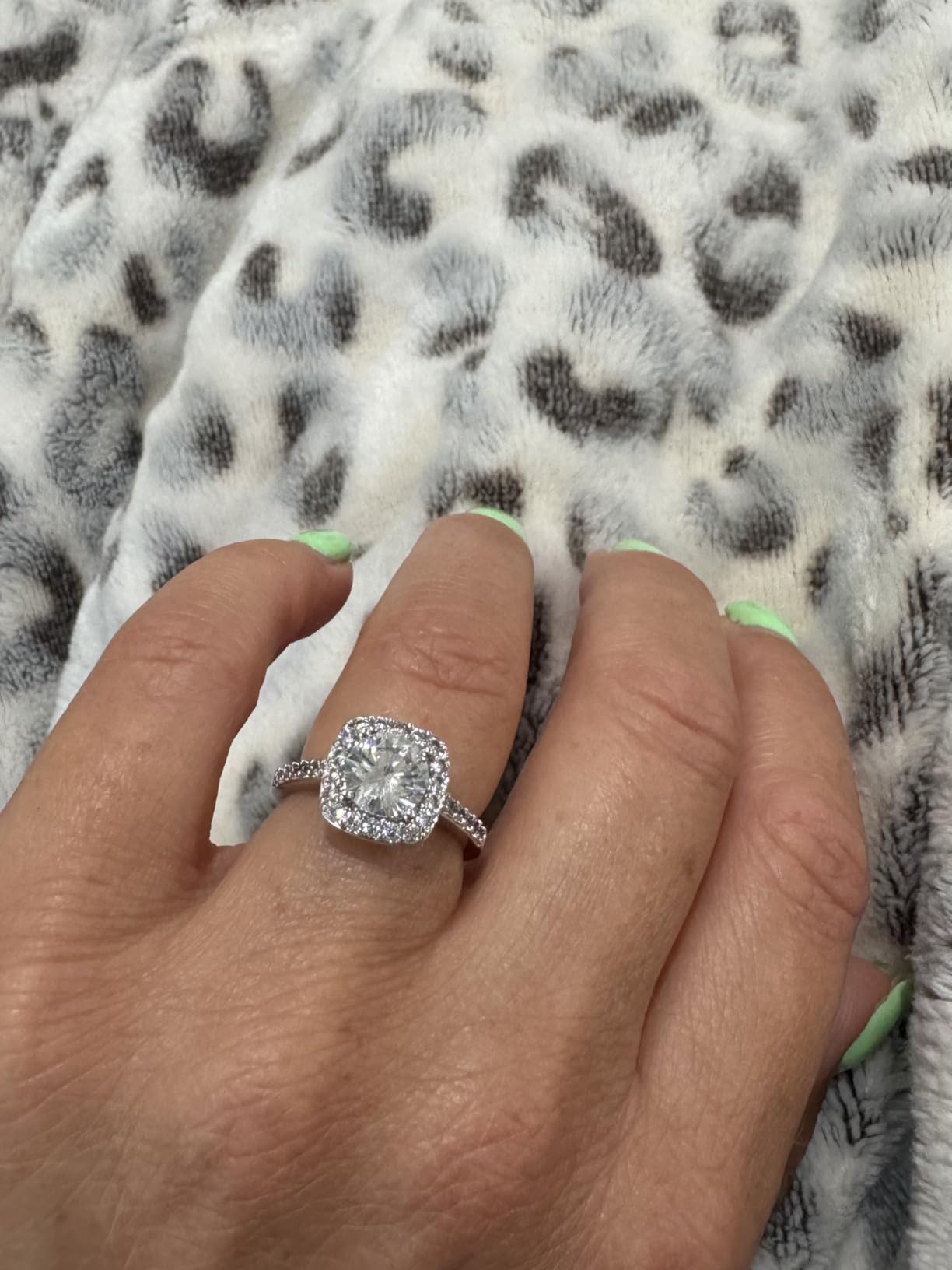 MDFUN 18K White Gold Plated Halo CZ Engagement Wedding Rings for Women | Cushion Cut Cubic Zirconia Bridal Rings, Stackable Promise Rings for Her customer photo 2