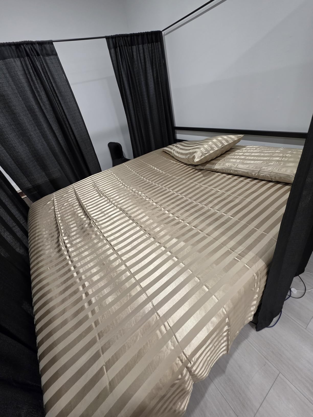 Lanest Housing Silk Satin Sheets, Queen Size Satin Bed Sheet Set with Deep Pockets, Cooling Soft and Hypoallergenic Satin Sheets Queen - Taupe customer photo 1