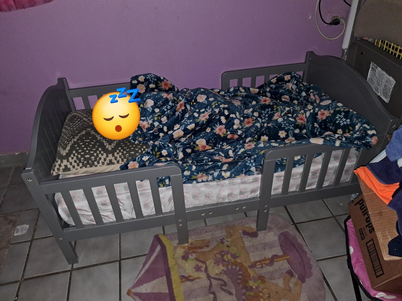 Dream On Me Portland 3-in-1 Convertible Toddler Bed, Converts to 2 Chairs & Table, Storm Grey customer photo 1