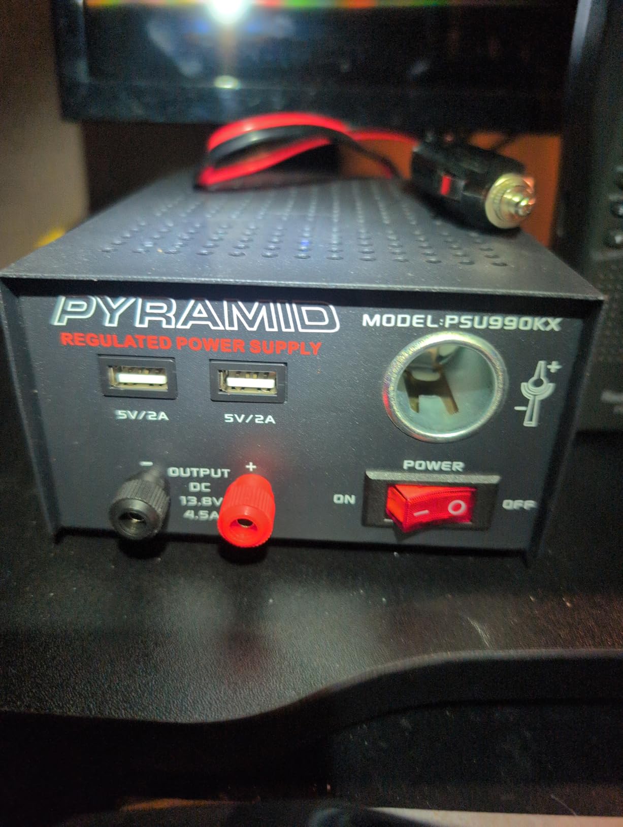Universal Compact Bench Power Supply - 7 Amp Regulated Home Lab Benchtop AC-Dc Converter Power Supply for CB Radio, HAM W/ 13.8 Volt Dc 120V AC Supply, Dual USB, Cigarette Lighter - Pyramid PSU990KX customer photo 1