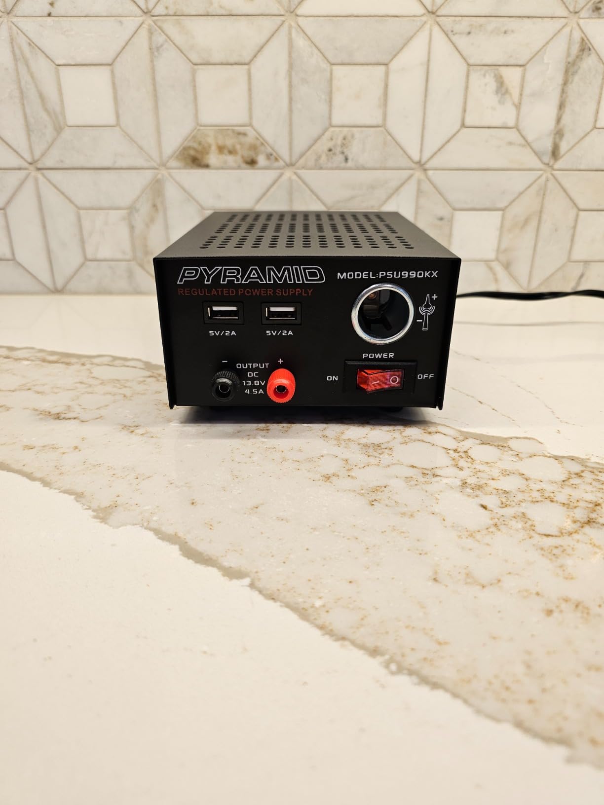 Universal Compact Bench Power Supply - 7 Amp Regulated Home Lab Benchtop AC-Dc Converter Power Supply for CB Radio, HAM W/ 13.8 Volt Dc 120V AC Supply, Dual USB, Cigarette Lighter - Pyramid PSU990KX customer photo 2