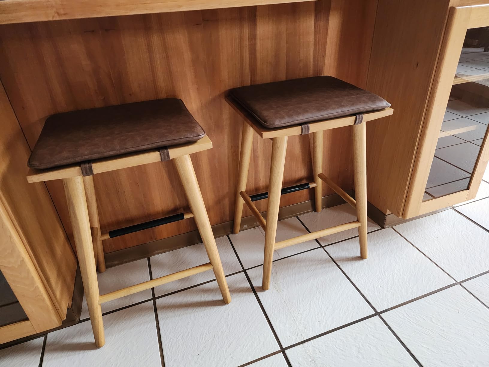 Nathan James Amalia Backless Kitchen Counter Height Bar Stool, Solid Wood with 360 Swivel Seat Antique Coffee/Natural Wheat customer photo 1