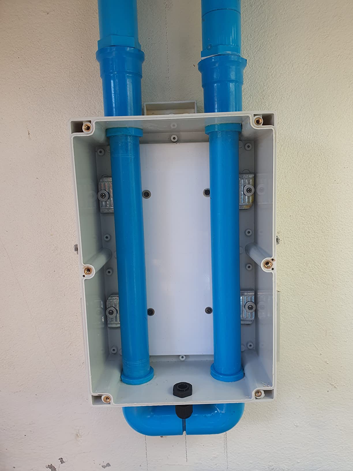 YARNA Capacitive Electronic Water Descaler Whole House Solution - No-Salt Softener System, Reduces Limescale Effects and Mineral Buildup, Compatible with Pipes Up to 4 Inches, Model CWD48 customer photo 2