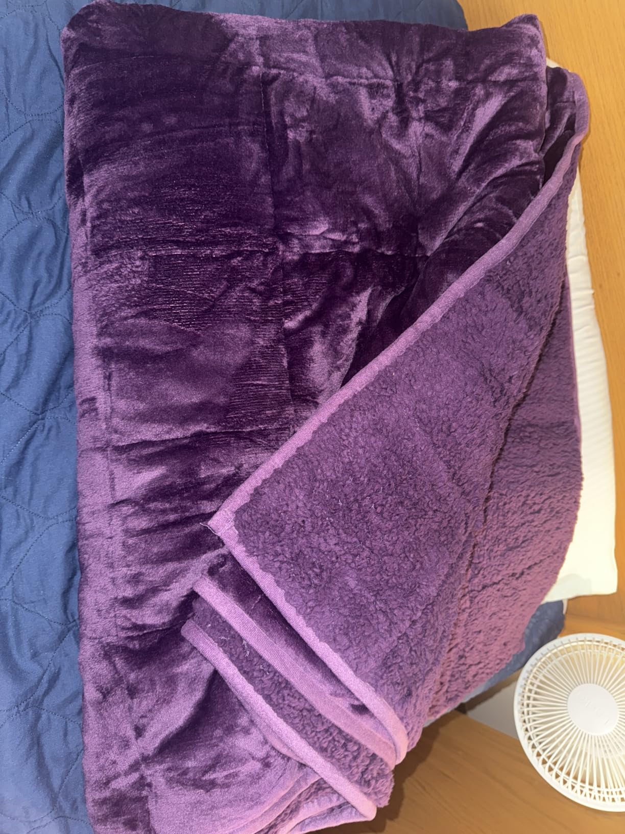 Uttermara Weighted Blankets for Adults Queen Size, 15lbs 60x80 inches Blanket with Soft Warm Plush Sherpa Fleece, Washable Thick Heavy Throw for Sleeping and Calming, Grey customer photo 1